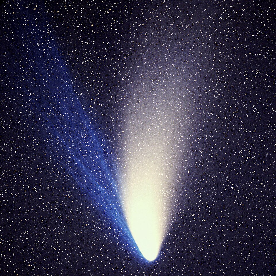 An image of comet C/1995 O1 (Hale-Bopp), taken on April 04, 1997.